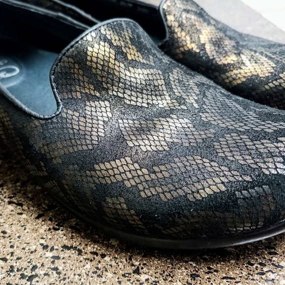 Dansko Olivia Bronze Snake Leather loafers - Picture 3 of 8